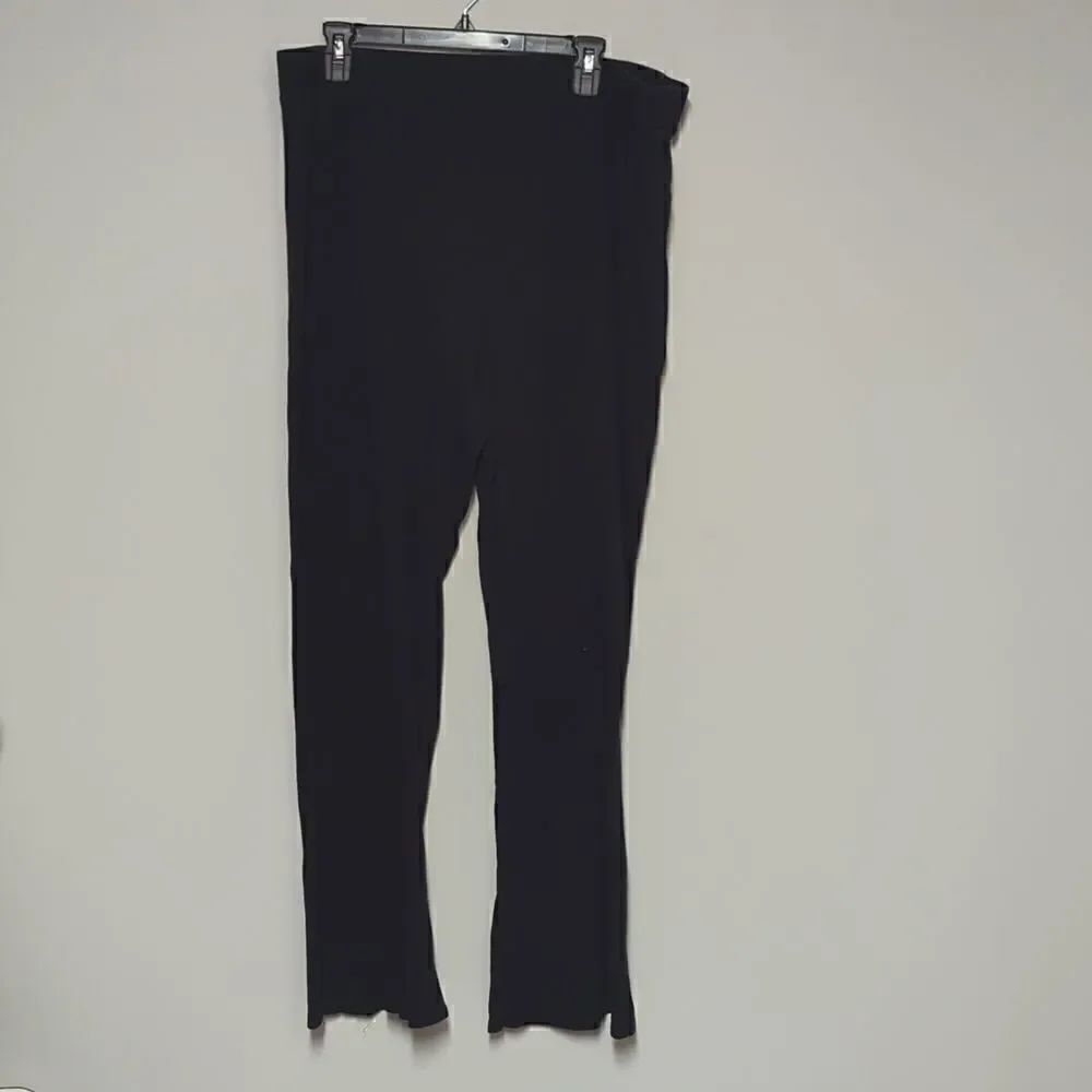 Riley & Rae Black Ribbed Wide Leg Leggings